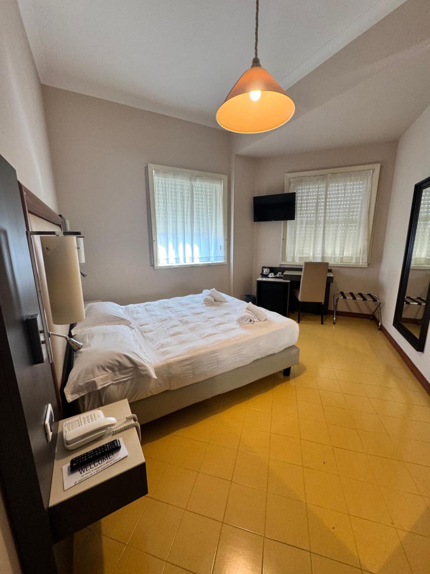 Grand Hotel Lamezia Lamezia Terme Dış mekan fotoğraf